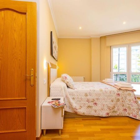Apartamentos Riamar 2 Ribadeo Ngoại thất bức ảnh