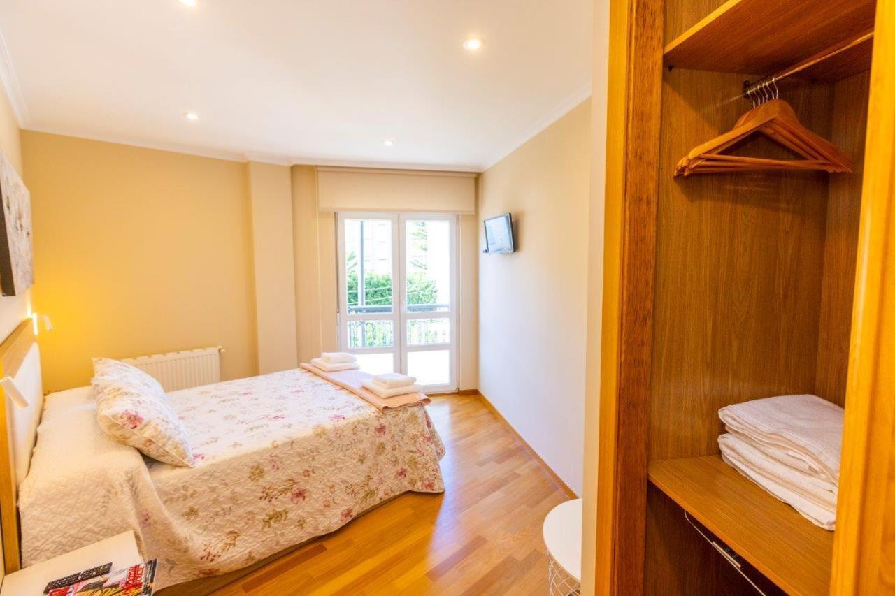 Apartamentos Riamar 2 Ribadeo Ngoại thất bức ảnh