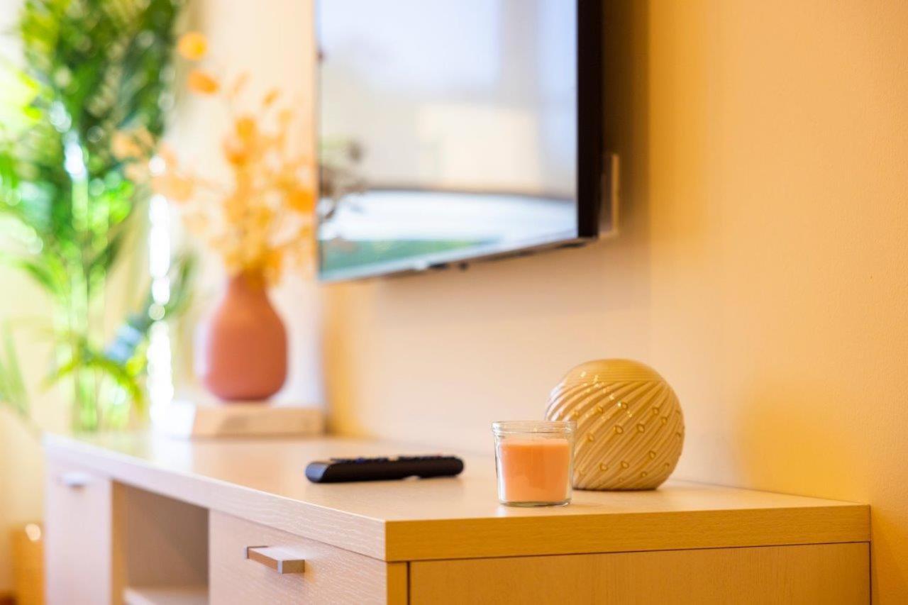 Apartamentos Riamar 2 Ribadeo Ngoại thất bức ảnh